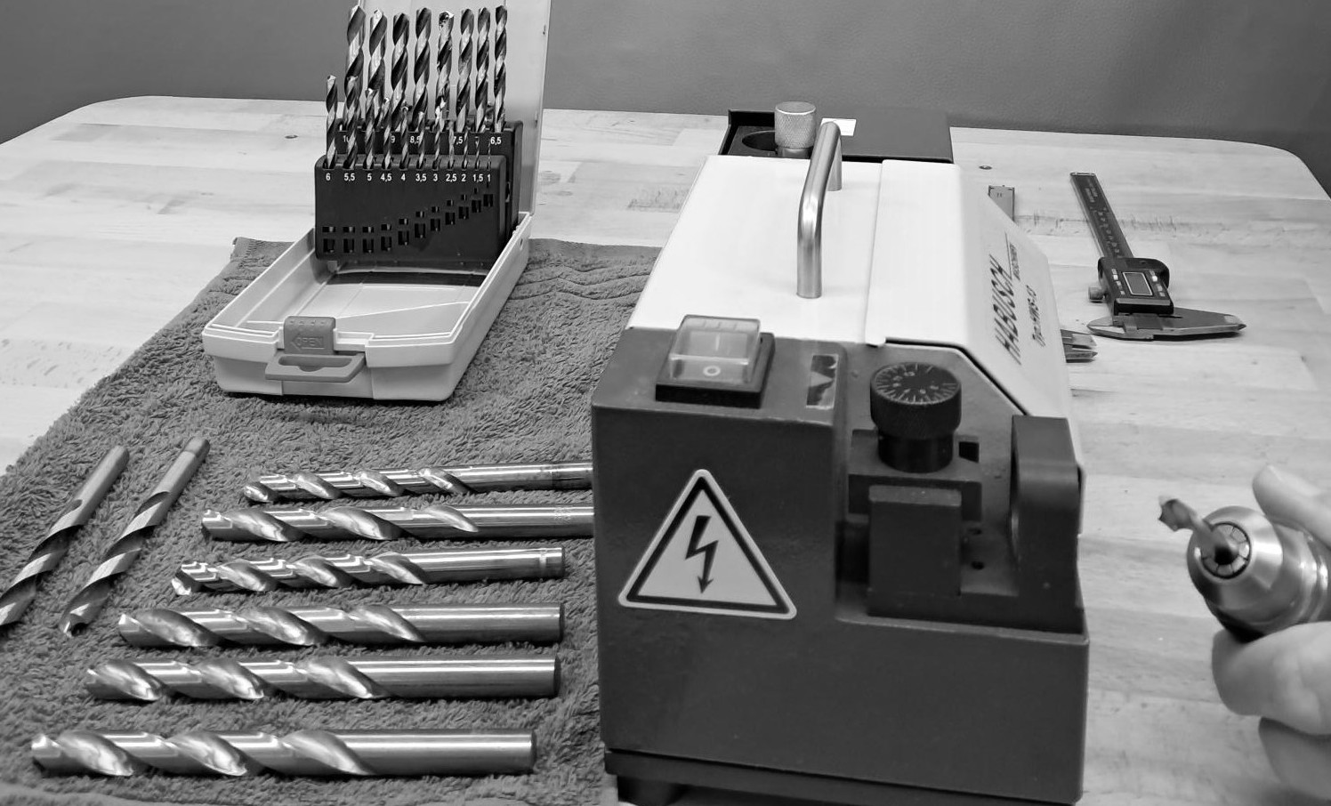 Wir schleifen auch Ihre Bohrer und Handwerkzeuge